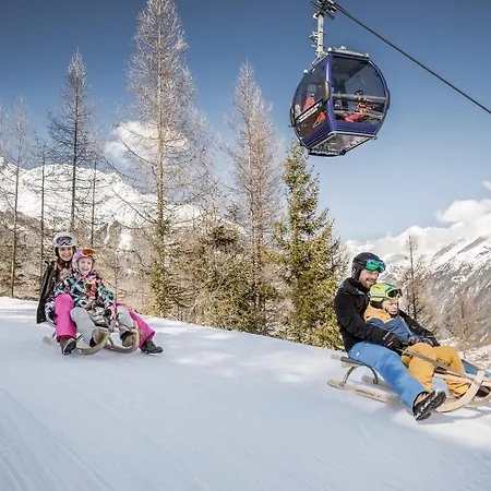 Luca Λάνγκενφελντ